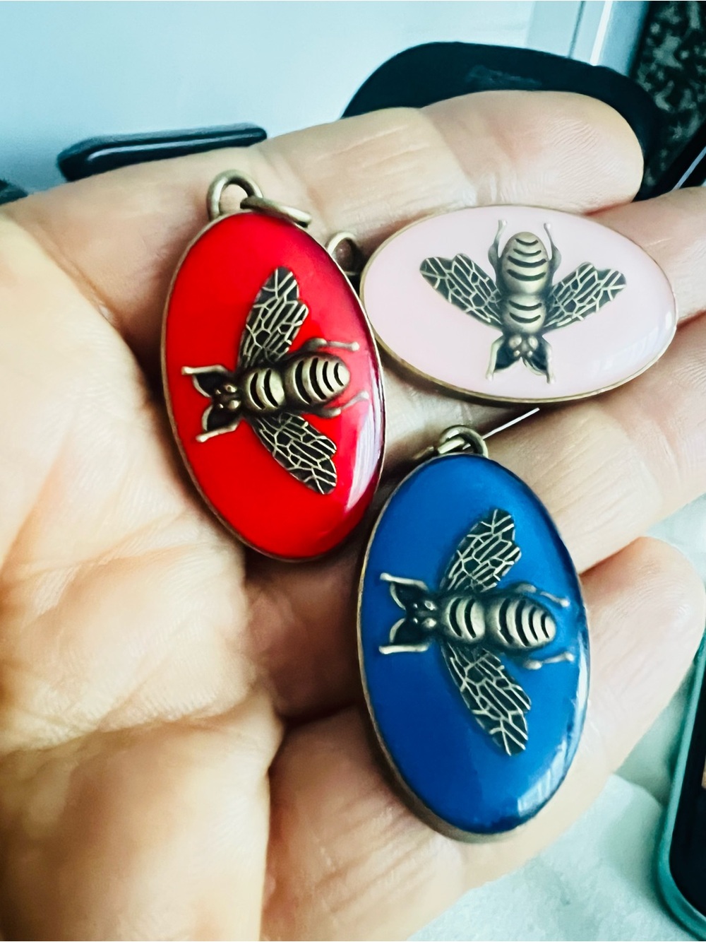 Enamel unbranded Bee Pendant Necklace - Red, Blue, Pink Length 30 mm